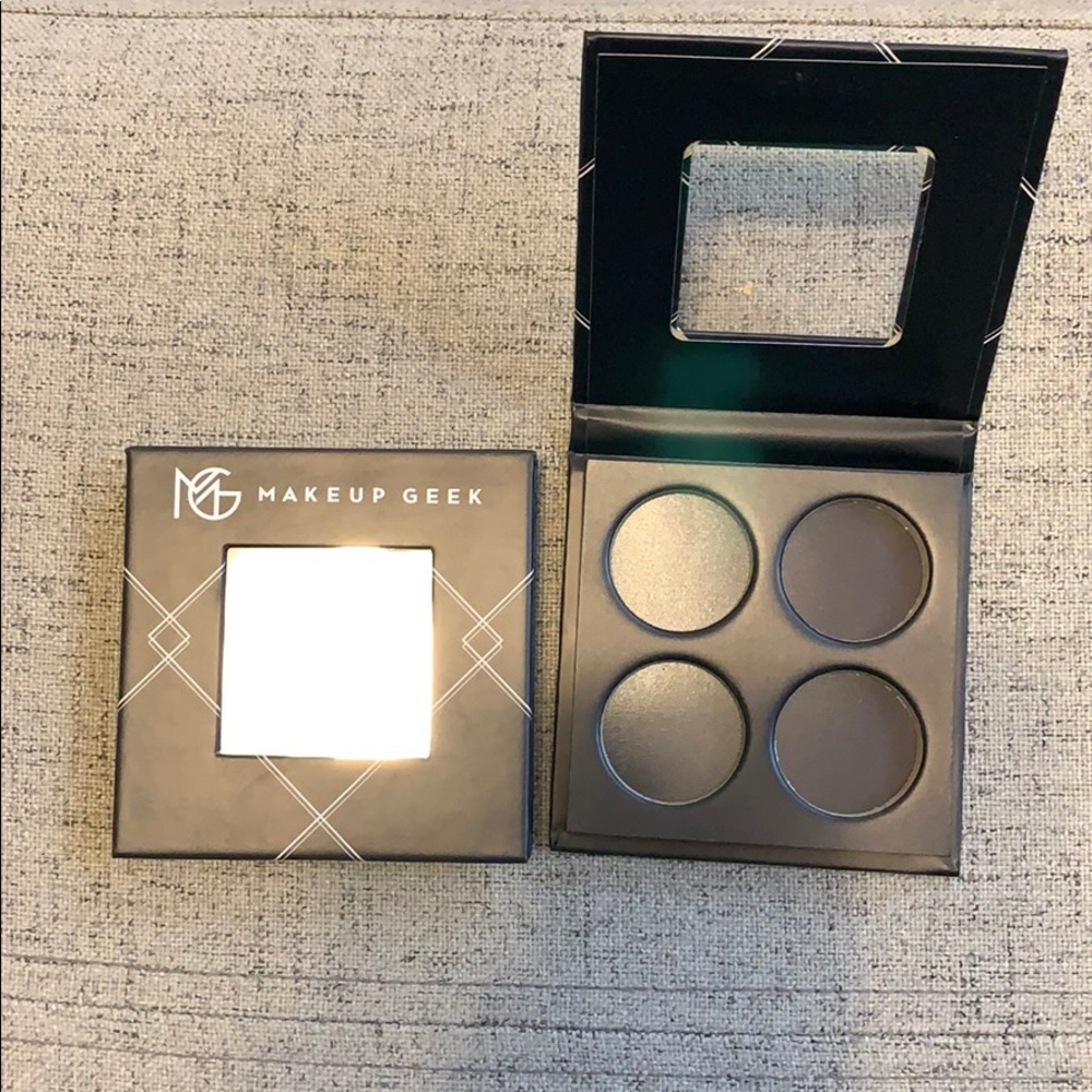 Empty Palette